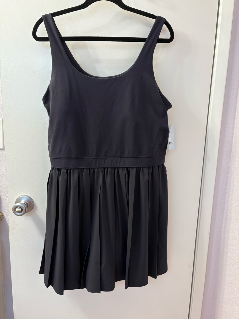 Women’s Flax Navy Sports Dress with built in shorts XL NWT